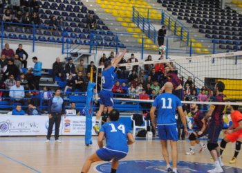 fotosmelilla 2015 02 28 DSC 0077 El CV Melilla juega un partido de alto riesgo frente al Llars Mundet