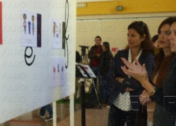 fotosmelilla 2015 03 03 dori 21 1 Muñecos que usan el mismo traje para desarrollar una profesión
