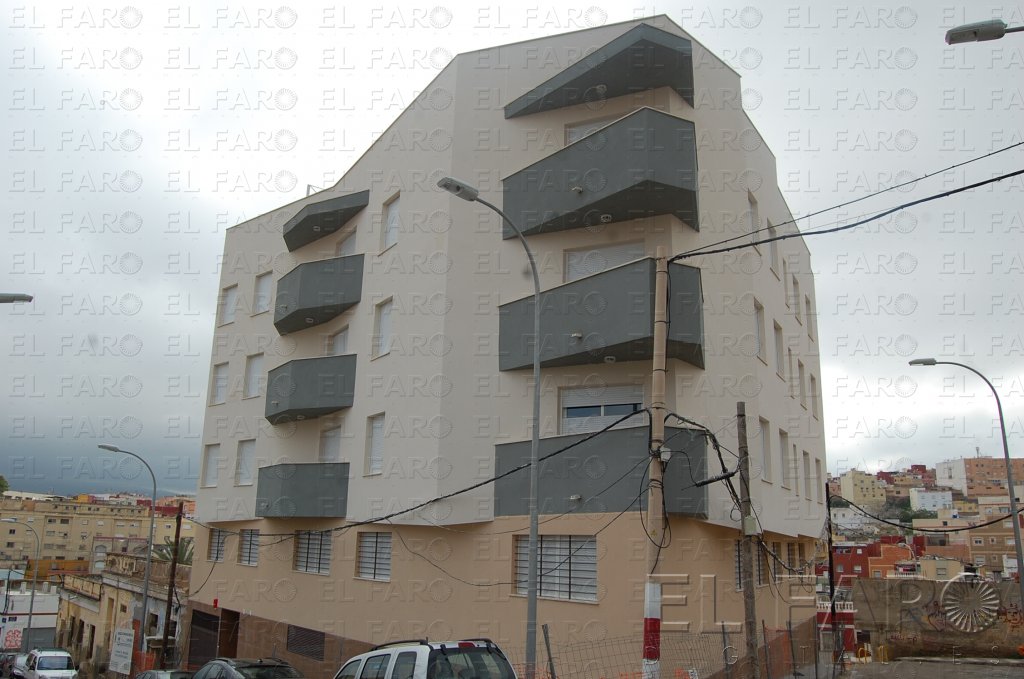 El precio de la vivienda cae un 0,8% en Melilla en el último trimestre de 2014
