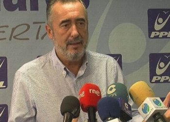 fotosmelilla 2015 03 10 spa 4 1 Velázquez, “sorprendido” por la “euforia” del PP tras el anuncio de la candidatura de Imbroda