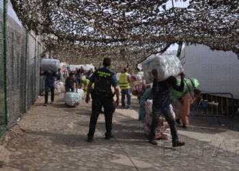 fotosmelilla 2015 04 02 asp 2 2 UFP pide la retirada de los ‘gorrillas’ del Barrio Chino para evitar más incidentes