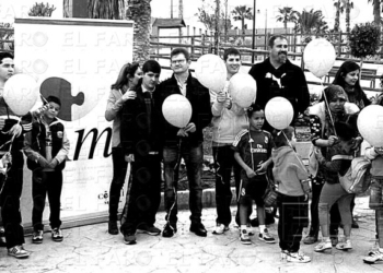 fotosmelilla 2015 04 03 pedro 23 03 Autismo Melilla celebra la cita mundial con una suelta de globos azules en un campamento