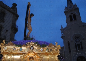 fotosmelilla 2015 04 03 rebeca 16 1 El Cristo de la Paz se reencuentra con los melillenses un Jueves Santo más