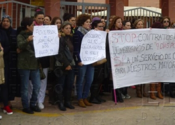 fotosmelilla 2015 04 09 dori 15 1 “Los contratos precarios comenzaron con la actual directora de la residencia”