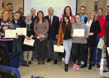 fotosmelilla 2015 04 15 depor 1 IMG 1204 Diplomas para alumnos de la FMF