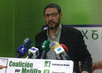 fotosmelilla 2015 04 15 rebeca 6 1 CpM acusa al Gobierno de “cargarse el sistema” al sustituir colegios electorales
