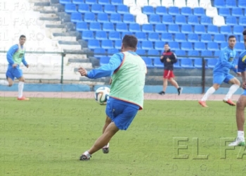 fotosmelilla 2015 04 17 depor 1 UD Melilla Entrenamiento 16 4 15 (3) Chota, Richi y Sufian, ‘tocados’, faltaron a la sesión de trabajo