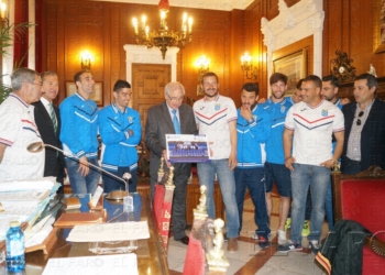 fotosmelilla 2015 04 18 depor UD Melilla Presidencia 17 4 15 Imbroda desea suerte a la plantilla unionista