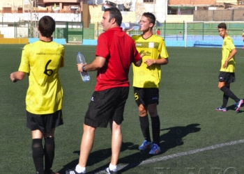 fotosmelilla 2015 04 19 depor 13 01 Final para lograr la salvación