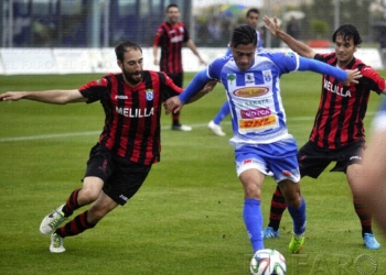 fotosmelilla 2015 04 19 depor 2 39899169 Ilusión y ganas en el equipo y la afición