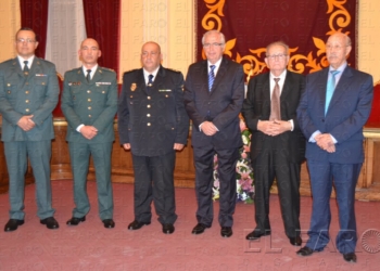 fotosmelilla 2015 04 19 spa DSC 0678 Homenaje a la Policía Nacional y a la Guardia Civil por su labor en frontera