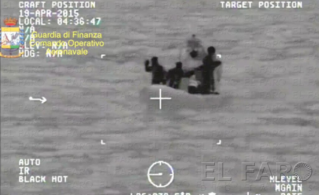 Avramopoulos aplaza su viaje a Melilla y Ceuta por el naufragio de 700 inmigrantes