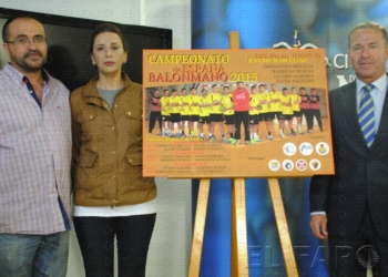 fotosmelilla 2015 04 23 depo 1 DSC 0374 El Balonmano melillense se viste de gala
