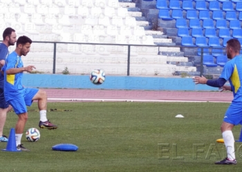 fotosmelilla 2015 04 23 depo 1 UD Melilla Entrenamiento 22 4 15 El Melilla cambia de escenario