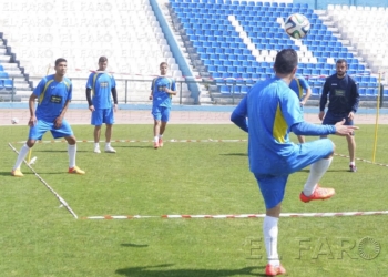 fotosmelilla 2015 04 25 depor 1 UD Melilla Entrenamiento 24 4 15 (2) El Melilla nunca ha ganado en Arroyo