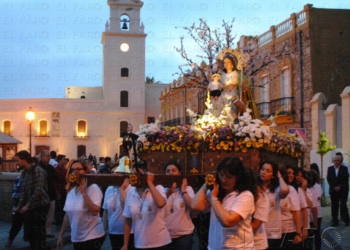 fotosmelilla 2015 04 26 dori 16 1 La Divina Pastora guía a los fieles al Señor