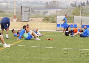 fotosmelilla 2015 05 02 Depo 1 UD Melilla Entrenamiento 23 4 15 (2) Sesión de entrenamiento en la festividad del Primero de Mayo