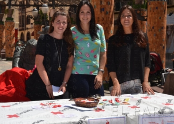 fotosmelilla 2015 05 13 P 24 01 Cruz Roja se echa a la calle por la baja venta de entradas para su gala benéfica