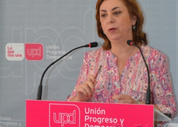 fotosmelilla 2015 05 21 P 19 01 UPyD propone ampliar los bancos de libros hasta la ESO