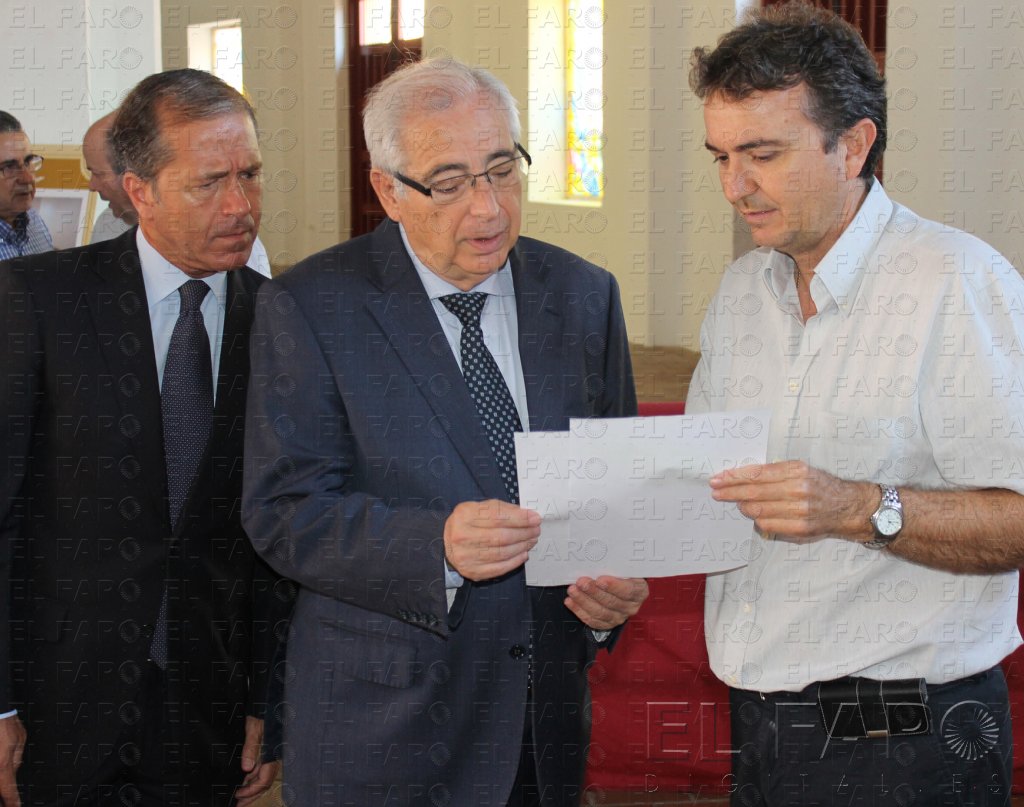 Imbroda propone olvidar los “odios africanos” y dialogar por la estabilidad