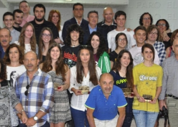 La AMPA del IES Enrique Nieto dice adiós a los alumnos de Bachillerato