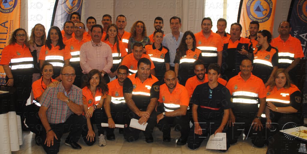 25 voluntarios de Protección Civil se forman en salvamento acuático