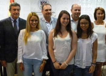 fotosmelilla 2015 06 10 dori 15 1 El IES Juan Antonio Fernández se lleva los tres premios de las Olimpiadas de Economía