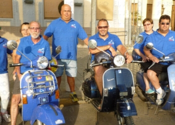 fotosmelilla 2015 08 02 dori contra vespa Vespa Melilla organiza una convivencia