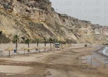 fotosmelilla 2015 08 07 P 2 01 Todo listo para la apertura al baño de la playa de Horcas Coloradas