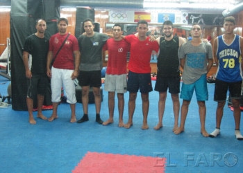 fotosmelilla 2015 08 16 DEPO IMG 0788 copia Ebnoutalib, subcampeón olímpico entrena a los taekwondistas locales