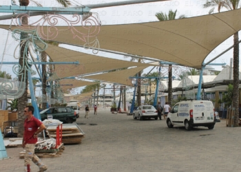 fotosmelilla 2015 08 21 P 14 01 Luces y estructuras, los primeros pasos para que dé comienzo la Feria de Melilla 2015