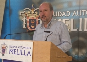 fotosmelilla 2015 08 22 dori 7 1 La Ciudad sancionará a los bares que no respeten los horarios para tirar basuras