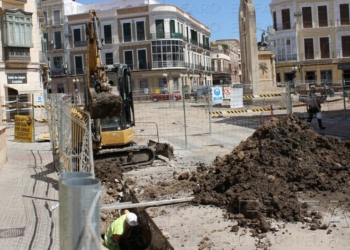 fotosmelilla 2015 08 26 P 10 01 “¿Para qué el gasto de dinero y las obras si al final no se peatonaliza?”