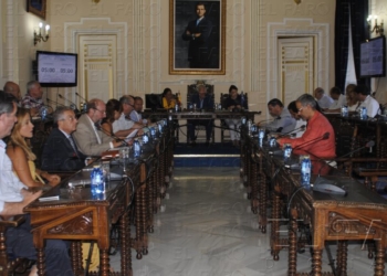 fotosmelilla 2015 08 28 dori 6 1 La oposición, ‘reticente’ a aprobar el pago de facturas por ser atrasadas y elevadas