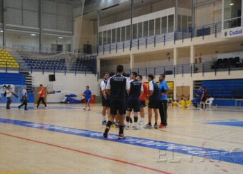 fotosmelilla 2015 08 31 depor DSC 0166 copia El CV Melilla ultima la incorporación de los nuevos fichajes para el trabajo