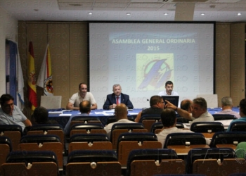 Diego Martínez, presidente de la FMF, en el momento de su aloción a los directivos presentes.