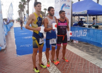 fotosmelilla 2015 09 20 DEPO 2 Triatlon Melilla 19 9 15 (26) Luismi Ruiz y Paula Creus se llevan el torneo ‘Día de Melilla’