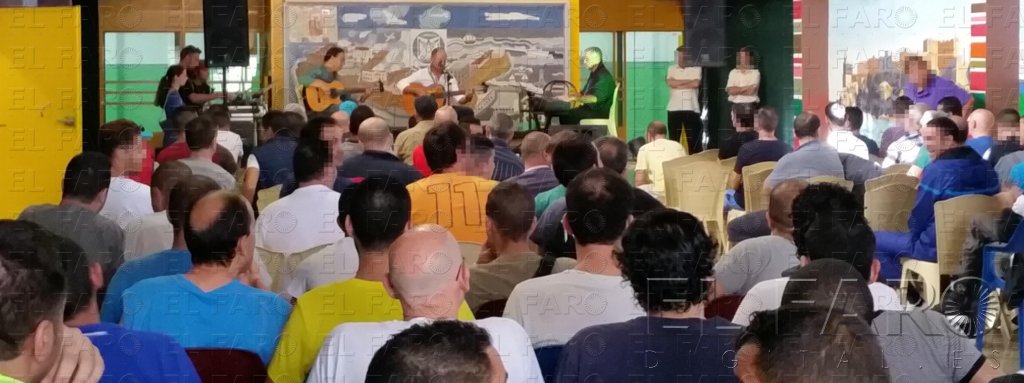 Regalos en la cárcel por la Merced