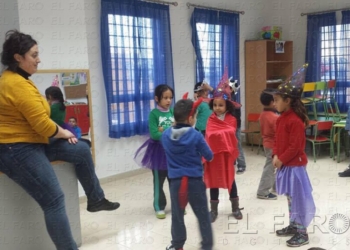 fotosmelilla 2015 09 27 dori 6 1 Una palentina ‘recauda’ material escolar para María Inmaculada