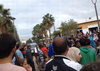 fotosmelilla 2015 10 14 P 5 1 Una pelea de vigilantes y residentes del CETI acaba con un sirio detenido