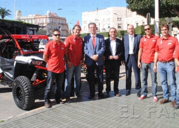 fotosmelilla 2015 10 30 DEPO 1 DSC 0114 Mateo y Miranda felicitan a los campeones de Merzouga
