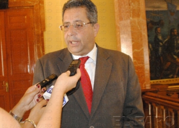 fotosmelilla 2015 11 01 P 6 1 Emvismesa votará si finalmente Dris recibe un sueldo por ser presidente