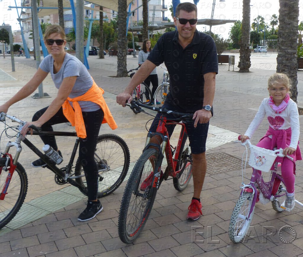 Melilla ConBici alargará el recorrido de las pedaladas para llegar a más barrios
