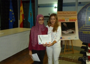 fotosmelilla 2015 11 06 dori P1360031 Asma Mohamed, ganadora del certamen de microrrelato de Europe Direct
