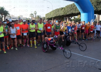 fotosmelilla 2015 11 16 depor DSC00739 Francisco Sánchez domina la Media Maratón