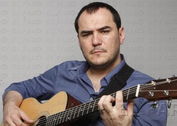 fotosmelilla 2015 11 21 antonio Ismael Serrano La guitarra y la voz de Ismael Serrano llegan el día 26 a Melilla