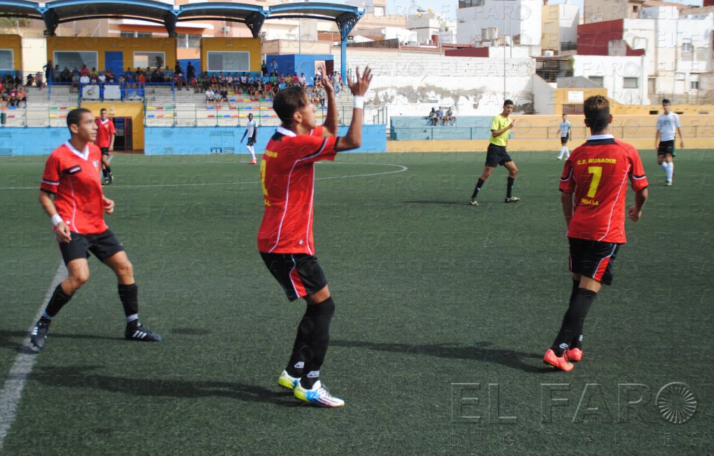 El CF Rusadir quiere acercarse a la zona noble