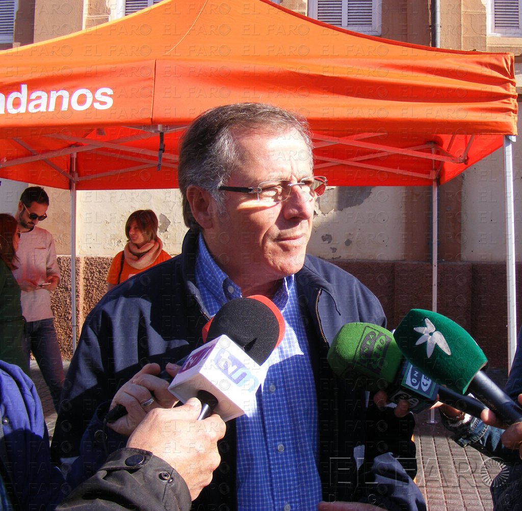 Ciudadanos quiere acabar con la venta ambulante en el Mercado de El Real