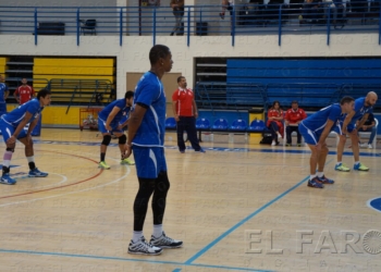 fotosmelilla 2015 12 20 depor 23 01 El CV Melilla, a punto de sorprender al Unicaja
