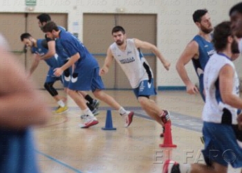 fotosmelilla 2015 12 28 DEPORTE MELILLA 26 02 El nuevo fichaje ya se ejercita con el Melilla BC